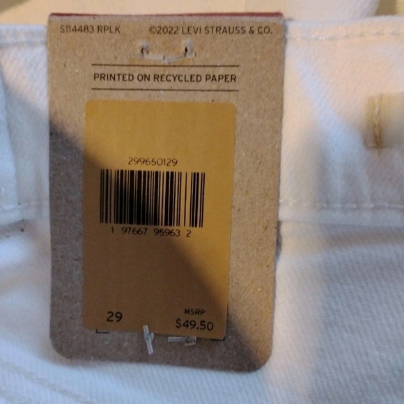 Levi's Mid-Length Shorts Cuffed White Stretch Women's Size 29 New w/Tags - Picture 3 of 6